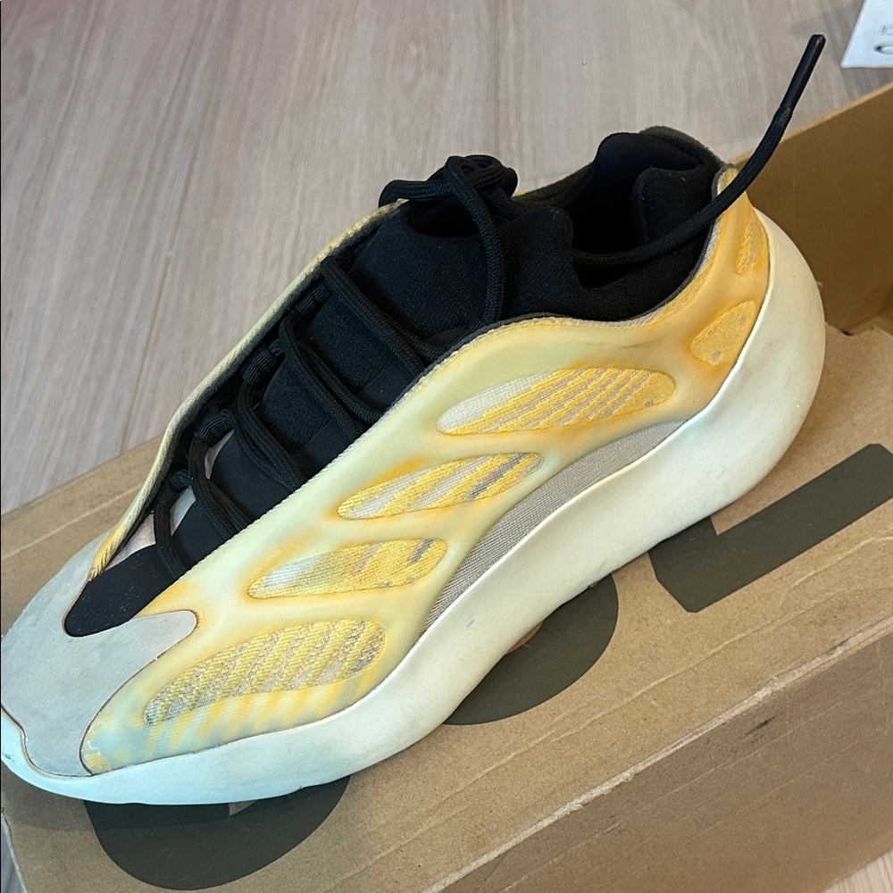 adidas Yeezy Boost 700 Box Label – Brown and Black